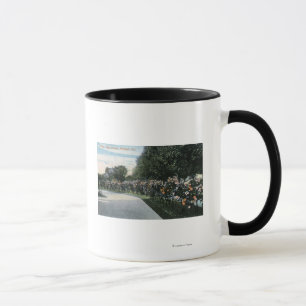 Caneca Portland, OregonView de um jardim de rosas