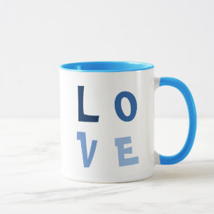 Caneca Praça do amor elegante, simples na tipografia azul