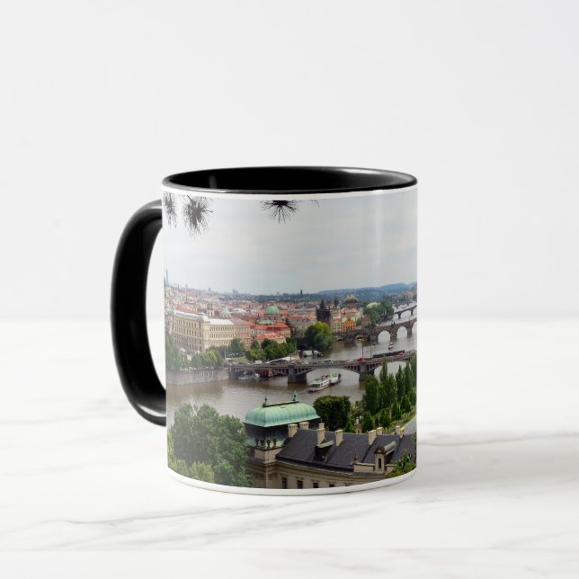 Caneca Praga Bridges Panorama, rio Vltava, Tchecia (Frente Esquerda)