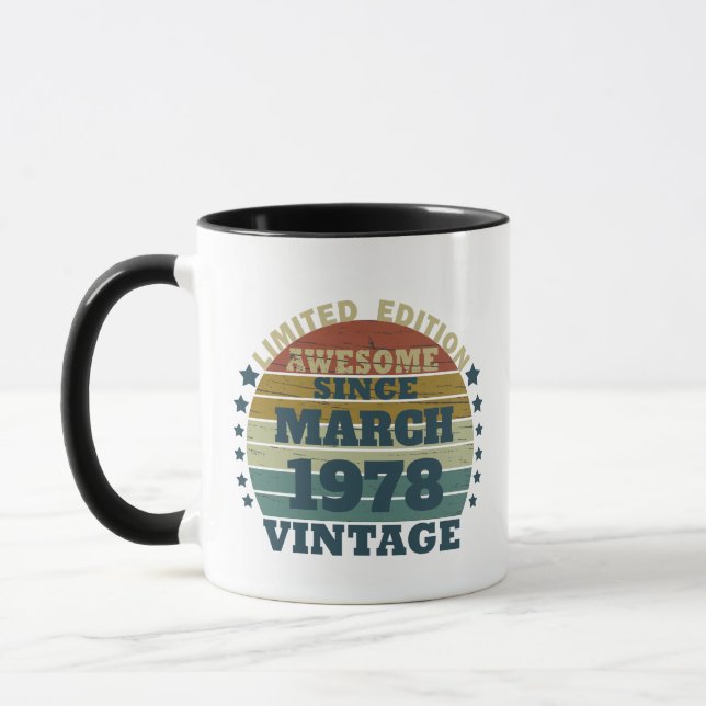 Caneca presente de aniversário de vintage personalizado (Esquerda)
