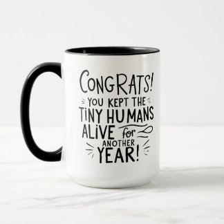 Caneca Presente de Humor de Mãe e Pai – “Pequenos Humanos