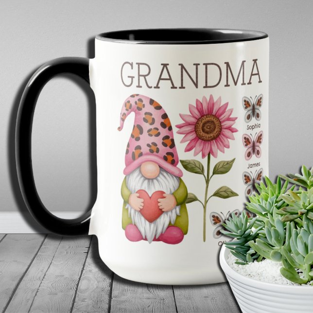 Caneca Presentes de Coração Nomes de Netos Avó, Mãe e Avó (Criador carregado)