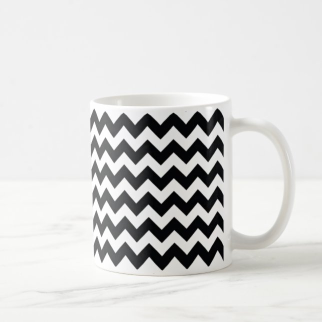 Caneca preta/branca do ziguezague de Chevron (Direita)