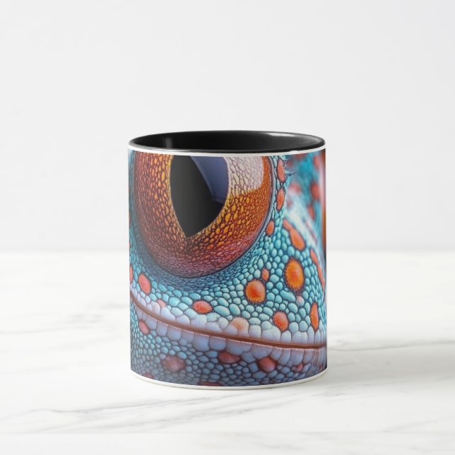 Caneca Preta de Café com Rosto de Monstro Assustad (Centro)