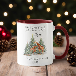 Caneca Primeiro Natal como uma família de três girafas bo