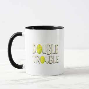 Caneca Problemas Duplos - Bolas de Tênis Engraçadas