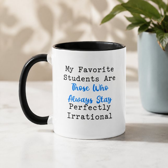 Caneca Professor de Matemática Perfeitamente Irracional H (Criador carregado)