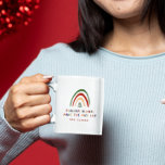 Caneca Professor de Natal Bonito Dão-nos Arco-Íris Modern<br><div class="desc">Docinho presente de professor para o melhor professor de todos os tempos! Uma ilustração moderna do Arco-Íris de Árvore de Natal sobre um bonito script de aquarela lendo PROFESSORES SEMPRE FAZER A LISTA NICE sobre o nome personalizado de seu educador favorito. Faz um bonito presente de apreço pelos feriados!</div>