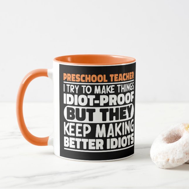 Caneca Professor de Pré-Escola Eu Tento Fazer as Coisas E (Com Donut)