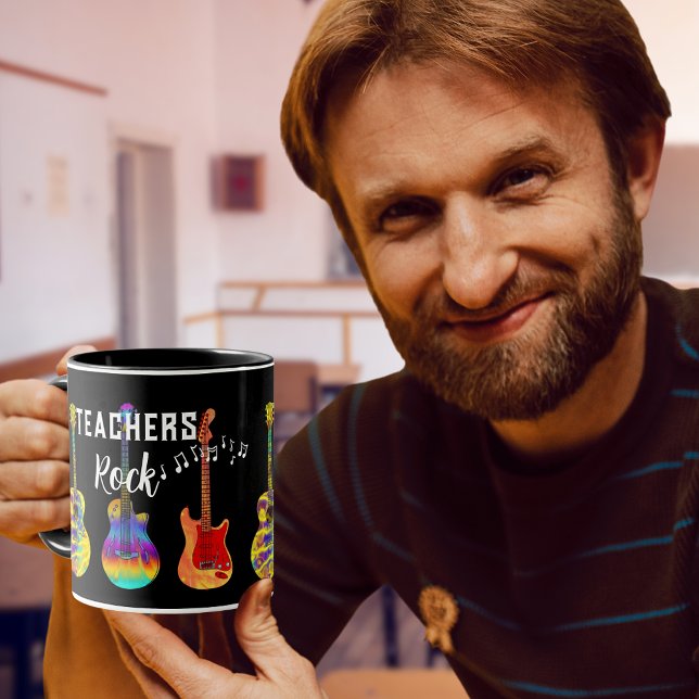 Caneca Professores Rock Coloridos Guitarras em Negro Obri (Teachers Rock music themed Teacher appreciation black coffee mug with colorful guitars)