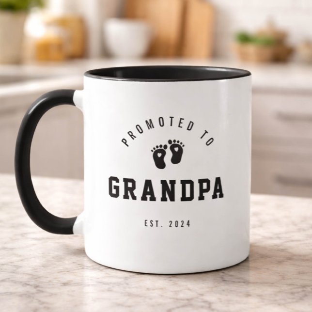Caneca Promovido a Avô Pegadas (Criador carregado)