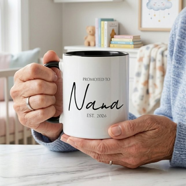 Caneca Promovido a Vovó Elegante EST Ano Script (Criador carregado)