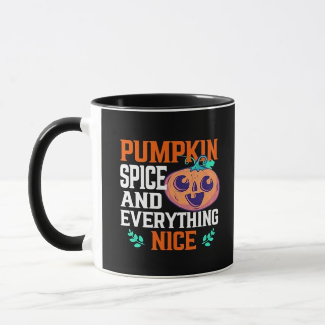Caneca Pumpkin Spice E Tudo Que É Bastante Essencial (Esquerda)