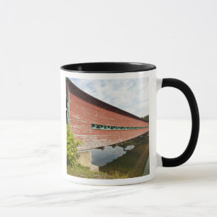 Caneca   Quebec, Canadá. Ponte coberta de Galipeault em