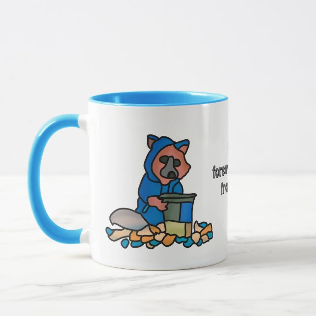 Caneca Raccoon De Rua Explorando Através De Uma Lata De L (Esquerda)
