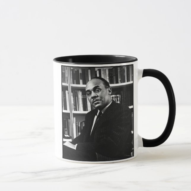 Caneca Ralph Ellison, autor do homem invisível (Direita)