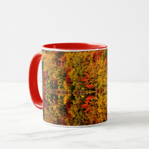 Caneca Reflexão de Outono no Russell Pond   New Hampshire