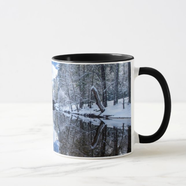 Caneca Reflexão do inverno em Yosemite (Direita)