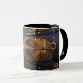Caneca Reflexões de queda no estado de Vanderbilt