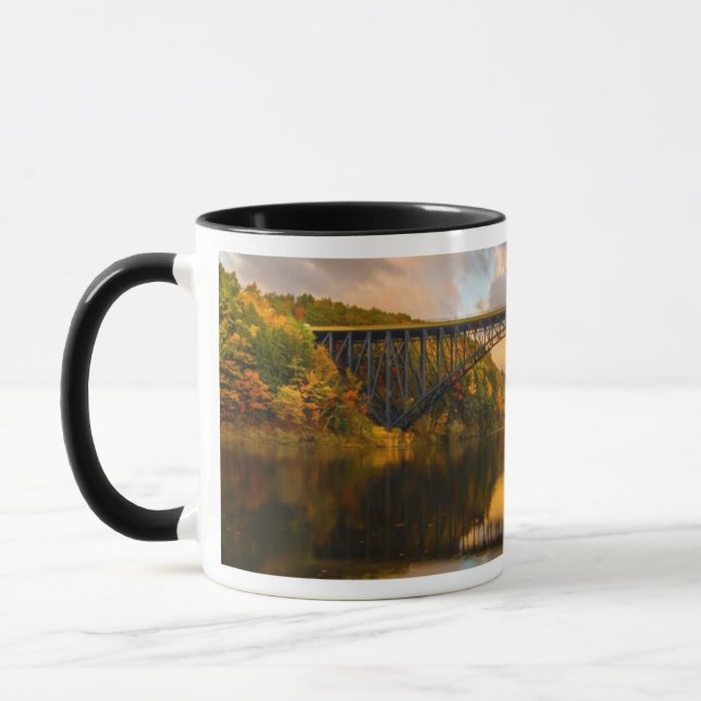 Caneca Rei francês Ponte na queda (Esquerda)