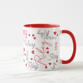 Caneca Repetindo o nome personalizado de Riley com coraçõ