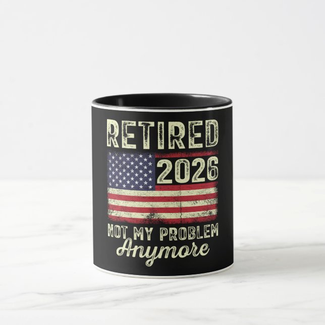 Caneca Retired 2026 Not My Problem Anymore (Centro)