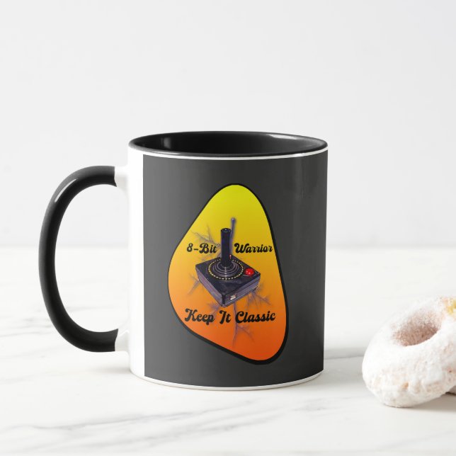 Caneca Retro Gamer Legend – 8-Bit Joystick Classic (Com Donut)