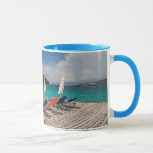 Caneca Riviera Albanesa, Ksamil, frente à praia da cidade