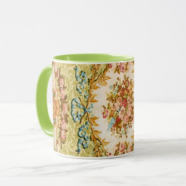 Caneca Rococo Vitoriano tapeçaria floral verde-cor-de-ros (Frente Esquerda)