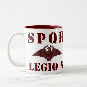 Caneca romana famosa de Eagle da legião de Júlio
