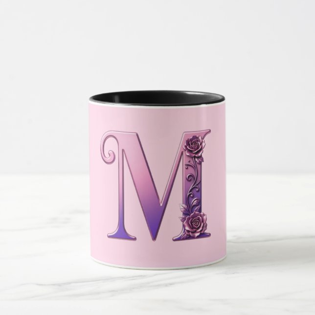Caneca Rosemaling Metálico Moderno Letra M, Rosa/Roxo (Centro)