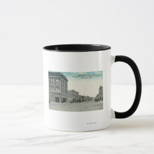 Caneca Rua principal que olha WestLewiston, TA