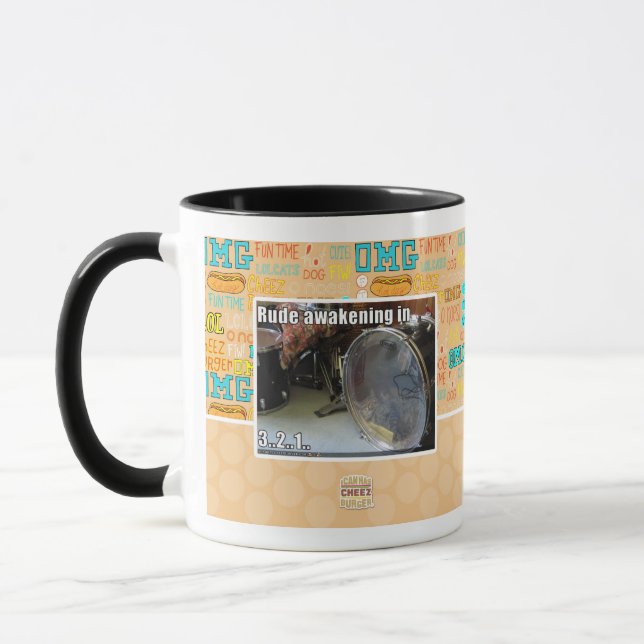 Caneca Rude despertando em (Esquerda)