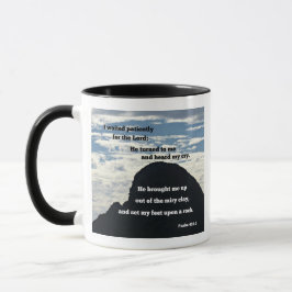 Caneca Salmos 40:1,2 Esperei pacientemente pelo Senhor...