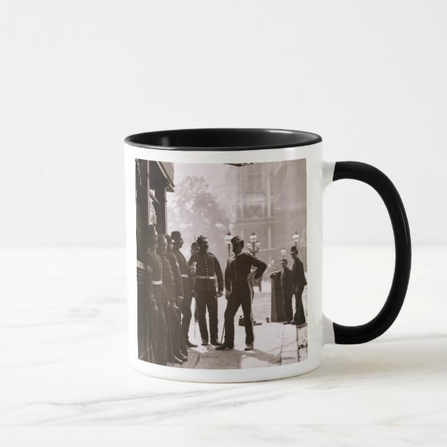 Caneca Sargentos de recrutamento em Westminster, 1876-77 (Direita)