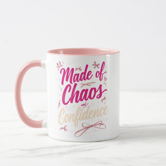 Caneca Sassy Pink Typography Chaos And Confidence (Esquerda)