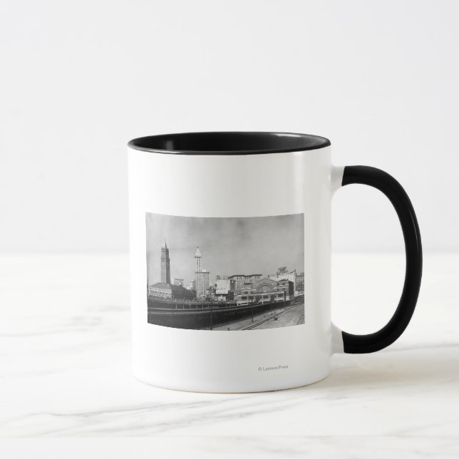 Caneca Seattle, WA - Centro Ferroviário de Seattle e Smit (Direita)