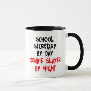 Caneca Secretária de escola Zombie Piada