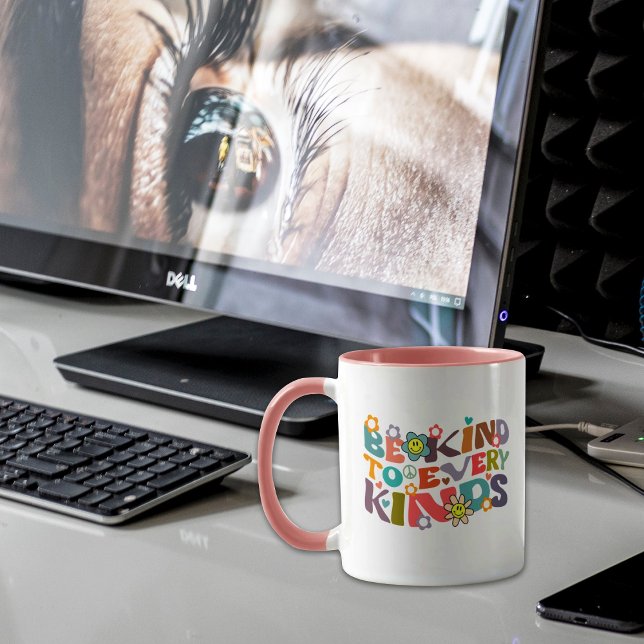 Caneca Seja Gentil Para Todas as Espécies (Criador carregado)