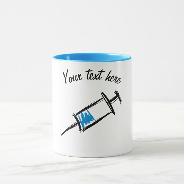 Caneca Seringa, puxada à mão. Injeção, médico, enfermeiro (Centro)