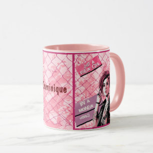 Caneca Sexta-Feira no Mundo de Segunda. Nome editável