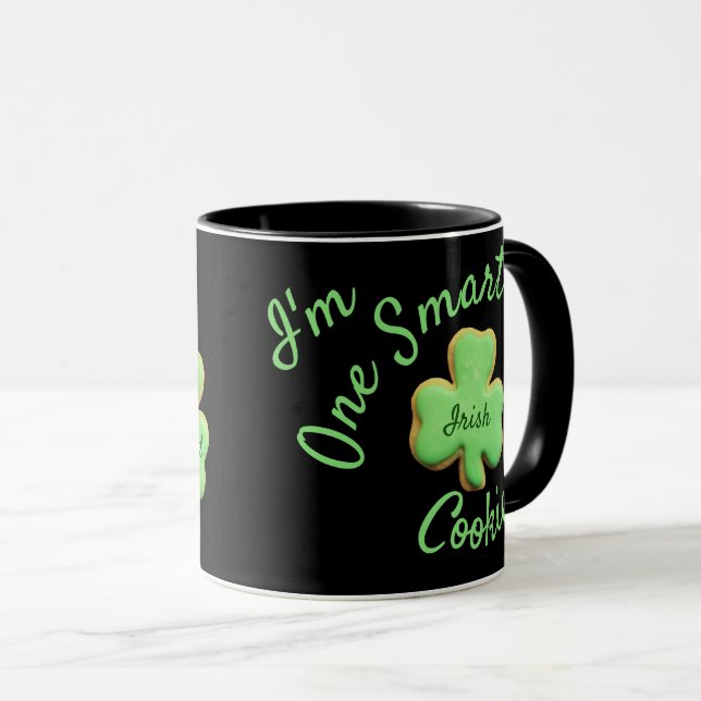 Caneca Shamrock verde irlandês, um biscoito inteligente (Frente Esquerda)