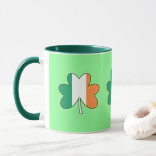 Caneca Shamrocks de Cores de Bandeiras Irlandesas