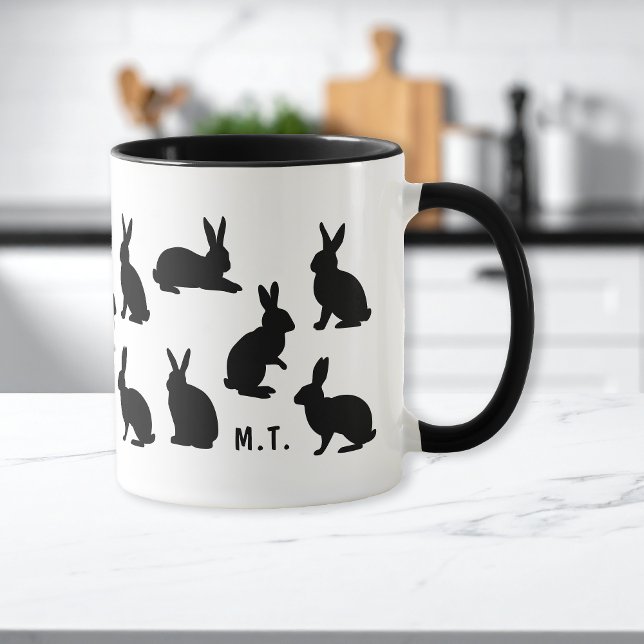 Caneca Simple Bunny Pattern In Black With Custom Monogram (Criador carregado)