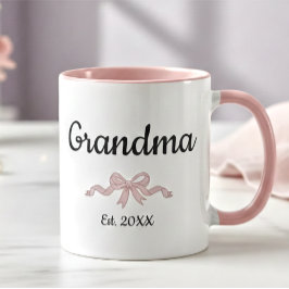 Caneca Simple Script Pink Girl Bow Grandma Est. Year