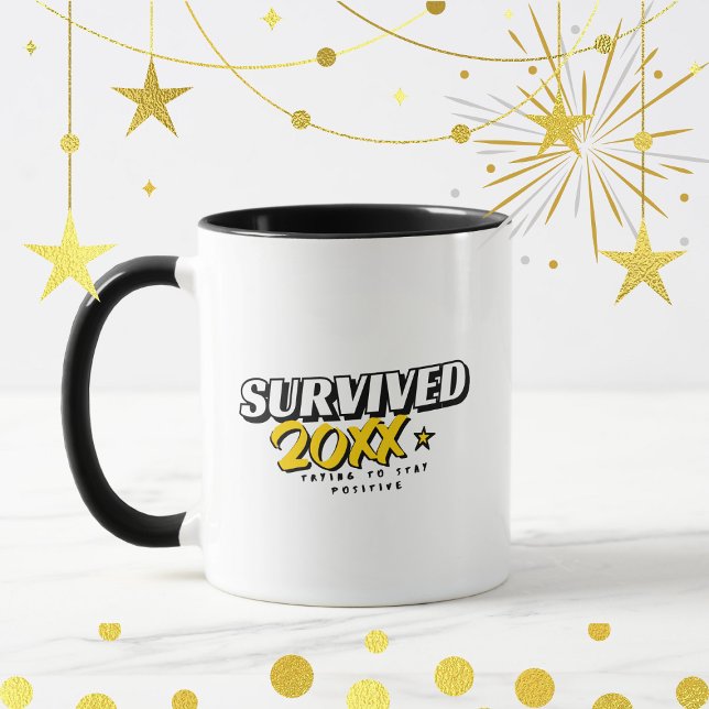 Caneca Sobreviveu 2025 Tente Manter a Positividade Citaçã (Criador carregado)