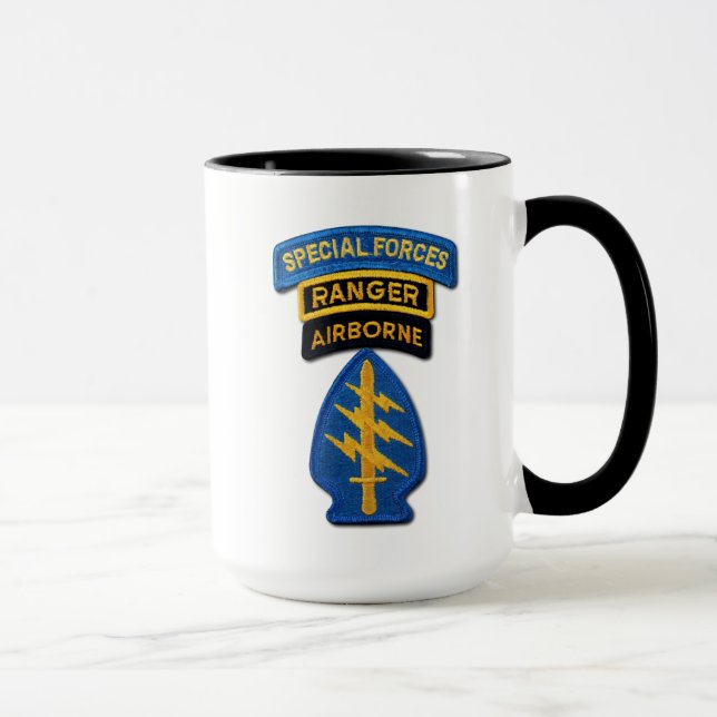 Caneca SOF SFG SOC das boinas verdes SF do grupo das (Direita)