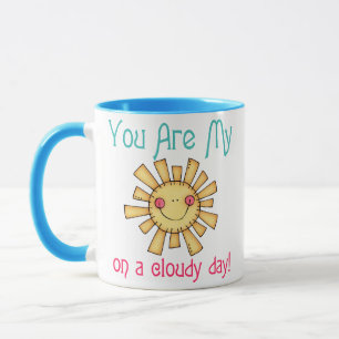 Caneca Sol brilhando no dia nublado