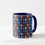 Caneca Sonhos Coloridos: Feriado Judeu de Chanucá<br><div class="desc">Sonhos bonitos e alegres com a freira de cartas hebraica, gimmel, ei, e shin, para as celebrações do feriado judeu de Chanucá. Tradicionalmente, durante as férias de Chanukah, crianças (e muitas vezes adultos) jogam um jogo de risco seguro com um sonho (ou sevivon no hebraico moderno). Nas quatro paredes há...</div>