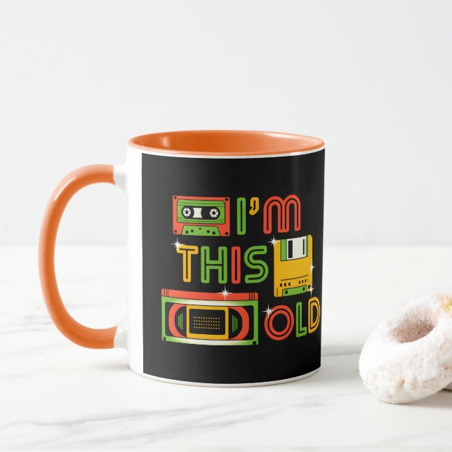 Caneca Sou tão velho para tecnologia (Com Donut)